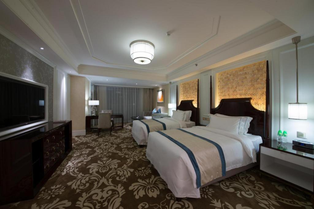 Lake Piedmont International Hotel Guangzhou Dış mekan fotoğraf