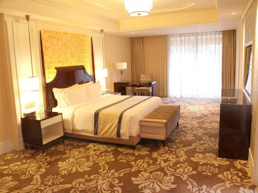 Lake Piedmont International Hotel Guangzhou Dış mekan fotoğraf